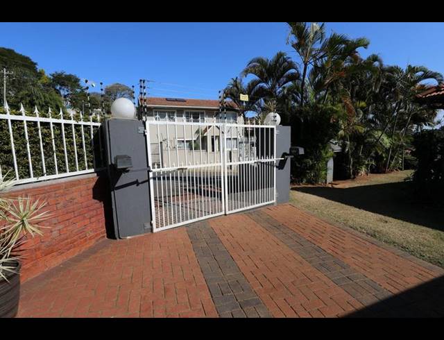 3 BEDROOM HOUSE FOR SALE IN PARK HILL